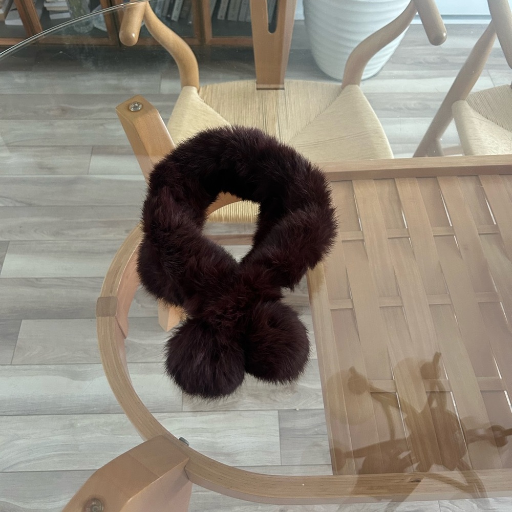Authentic Rabbit Fur Scarf - Picture 6 of 8